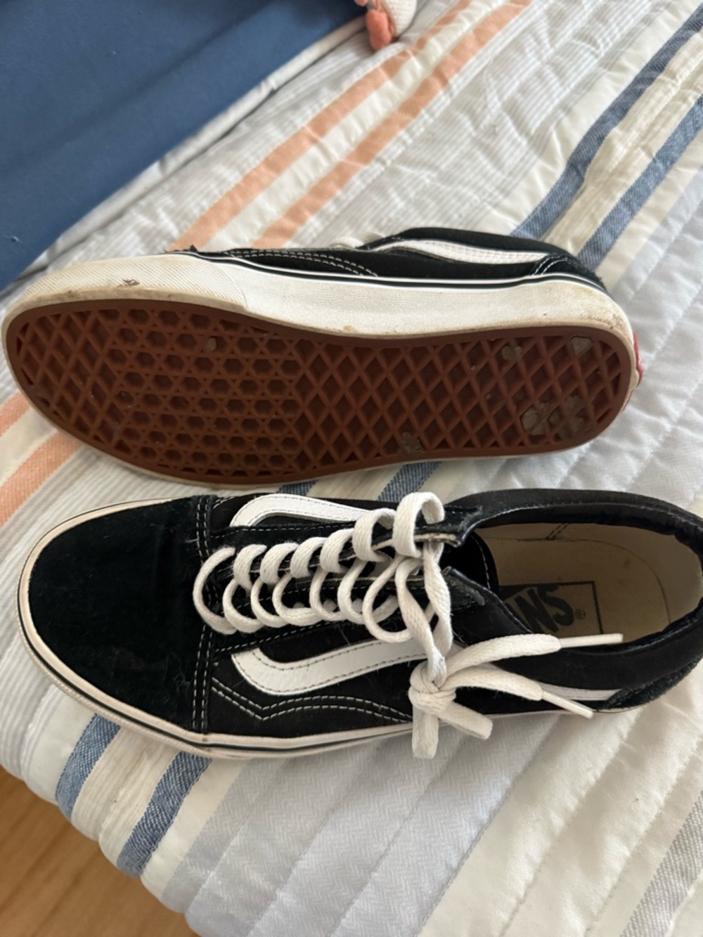 Vans Black Old Skool Lace-Up Skate Shoes size 7